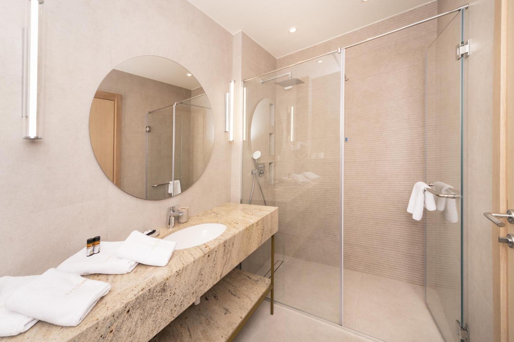 Hotel Pima Budva Eksteriør bilde