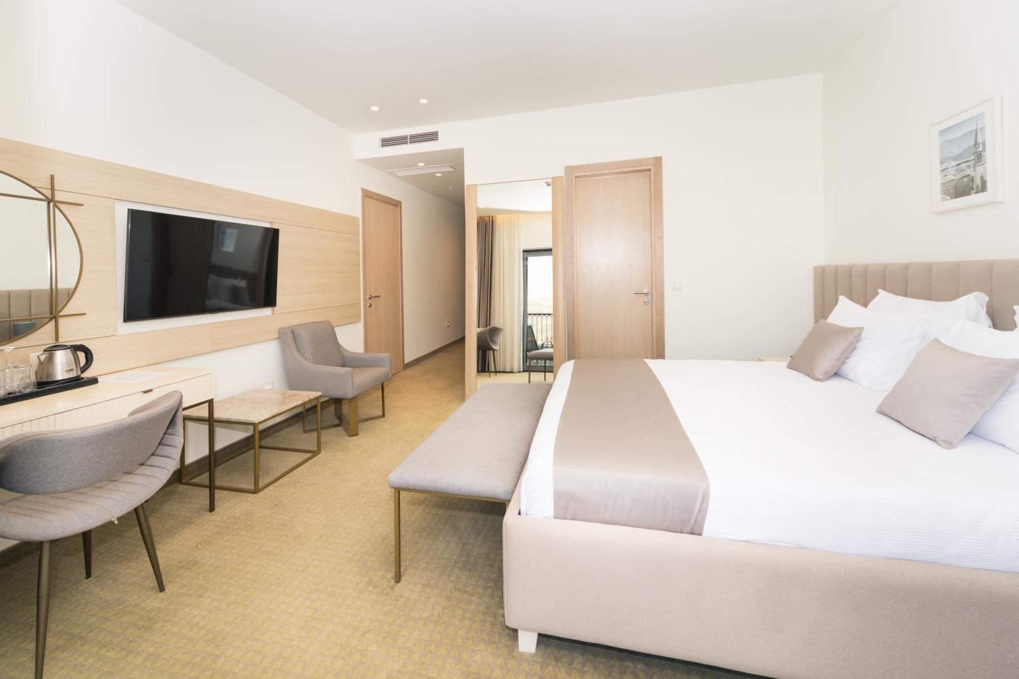 Hotel Pima Budva Eksteriør bilde