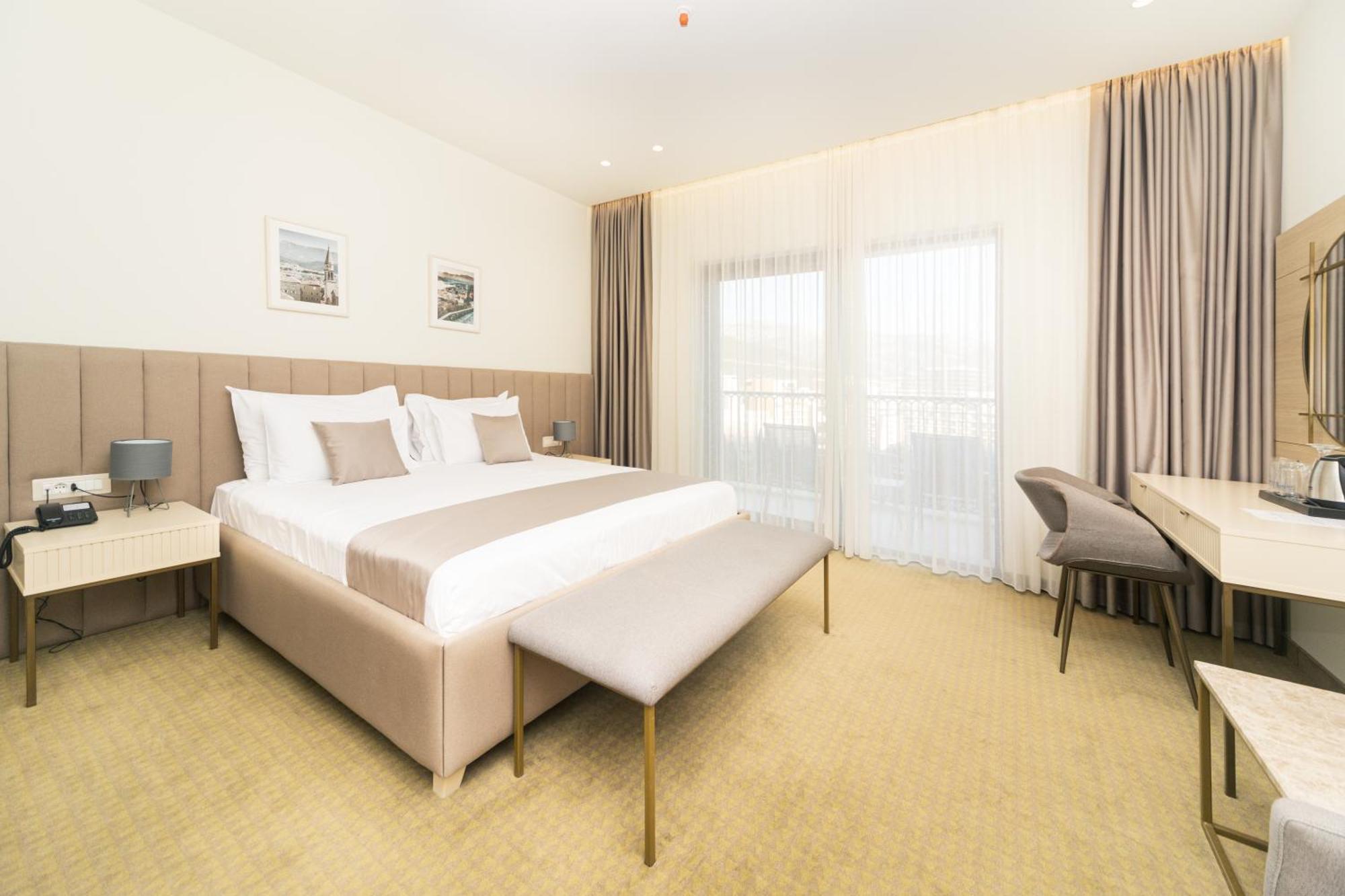 Hotel Pima Budva Eksteriør bilde