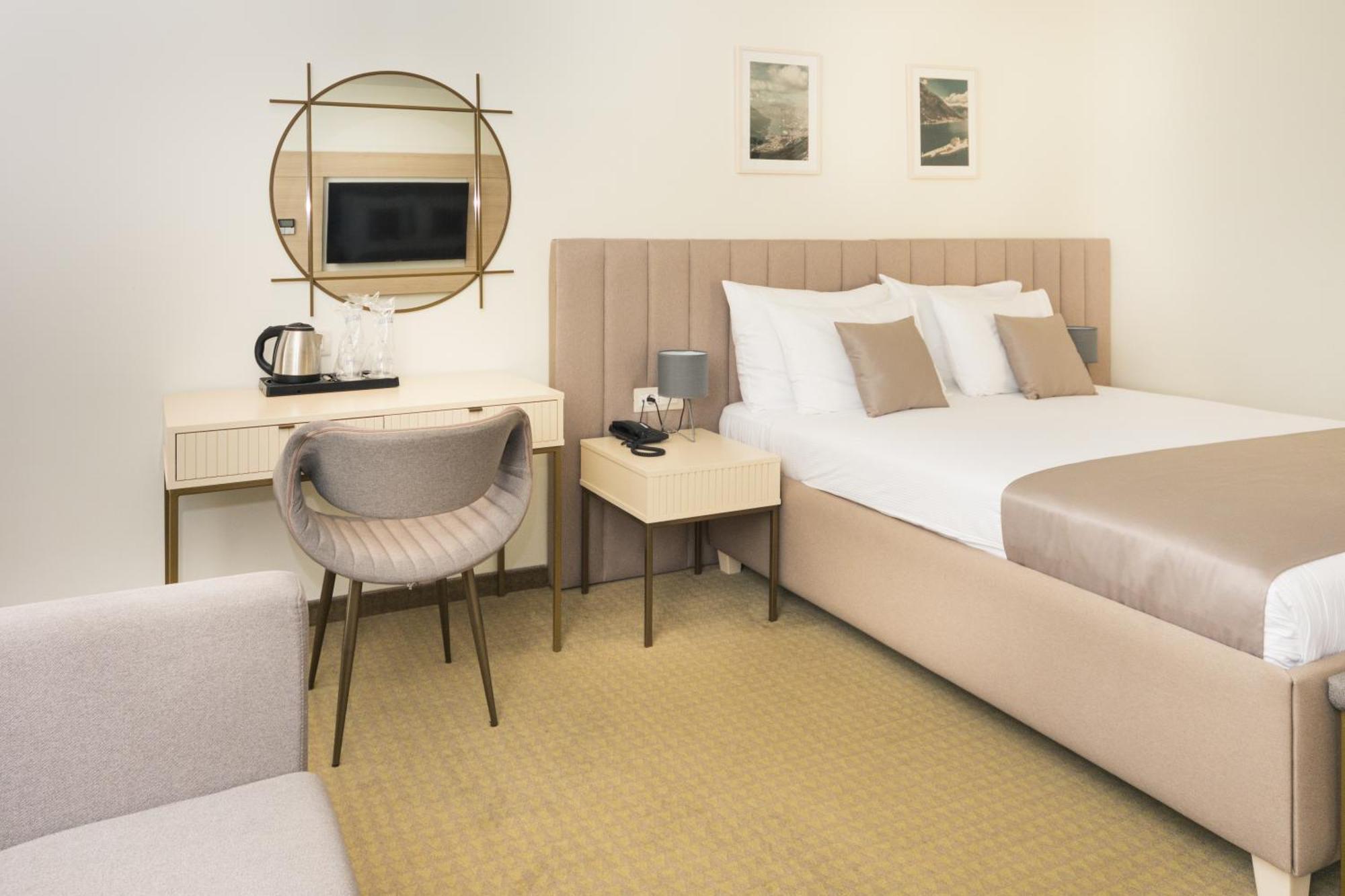 Hotel Pima Budva Eksteriør bilde