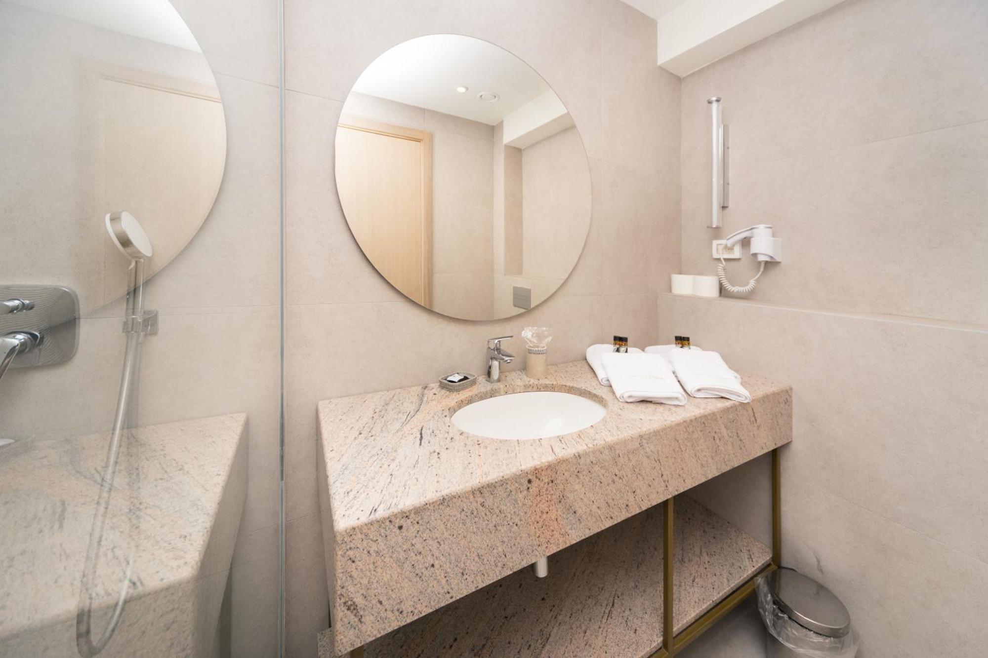 Hotel Pima Budva Eksteriør bilde